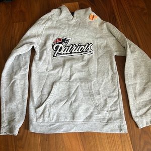 Gray Patriots hoodie Size L
